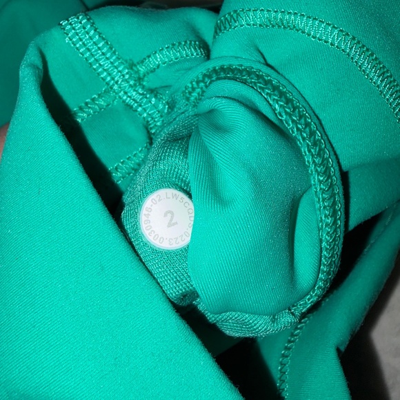 Lululemon Wonder Train Leggings - Picture 4 of 4